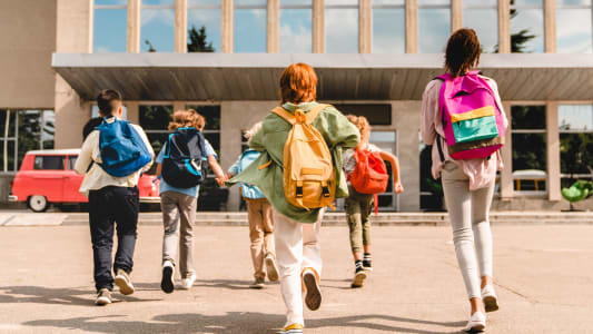 L'Allocation de rentre scolaire est verse en aot.