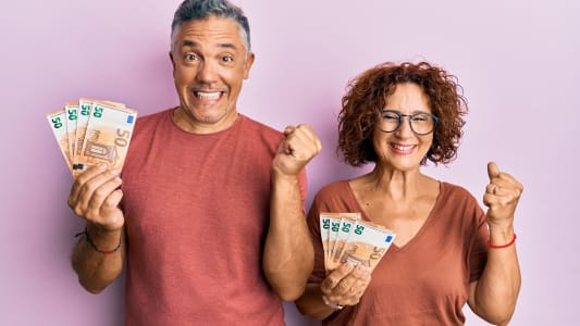 Seul, en couple, avec ou sans argent... Voici le niveau de vie mdian selon la composition de votre foyer.