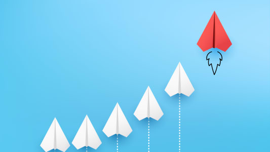 Concept d'entreprise minimaliste comme un groupe d'avions en papier allant dans une direction et avec un individu pointant dans diffrentes directions pour une solution innovante crative sur un rendu vectoriel 3D. Leadership pour de nouvelles ides.