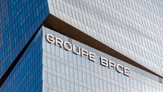 Vue ext&eacute;rieure du si&egrave;ge social du groupe bancaire fran&ccedil;ais BPCE
