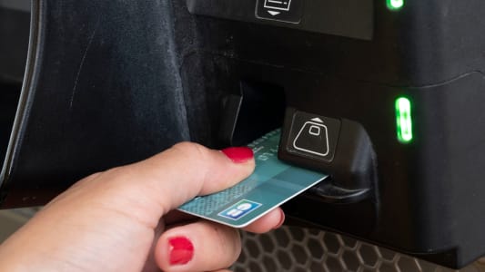 Terminal de paiement en cb avec r�glement en cours.