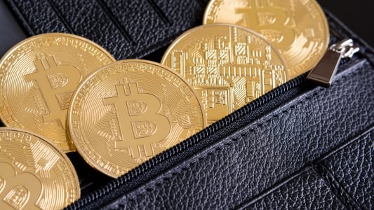 Elle perd 90 000 en voulant investir dans des crypto, le Cr&eacute;dit Mutuel pas responsable