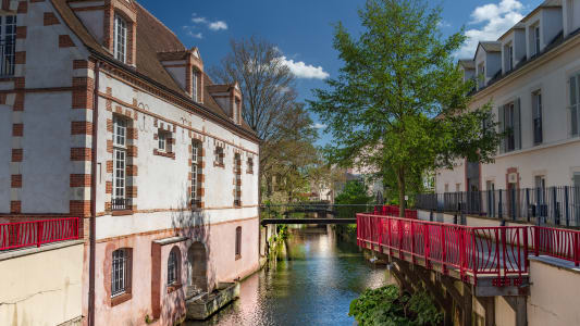 Dreux