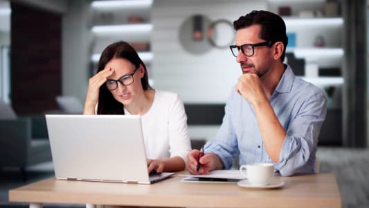 Selon une étude, la plupart des salariés ne sont pas rémunérés à leur juste valeur.