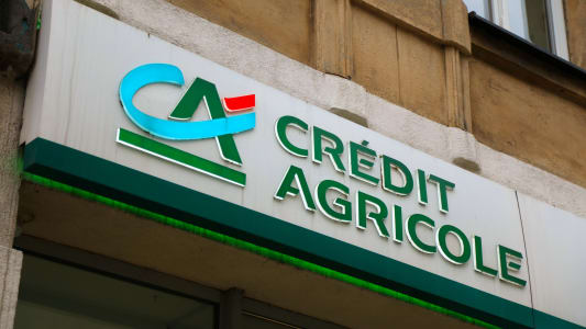 TARNOWSKIE GORY, POLOGNE - 23 SEPTEMBRE 2023: Succursale de la banque Crédit Agricole à Tarnowskie Gory. Banque commerciale basée en Pologne.