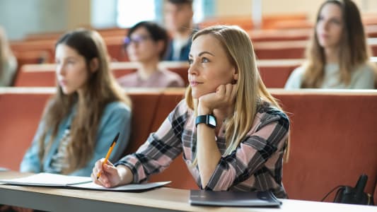 CAF, bourses... Si vous êtes étudiant, n'oubliez pas ces 4 aides précieuses