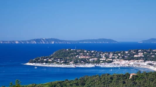 Vue sur Cavalaire-sur-Mer - C&ocirc;te d'Azur
