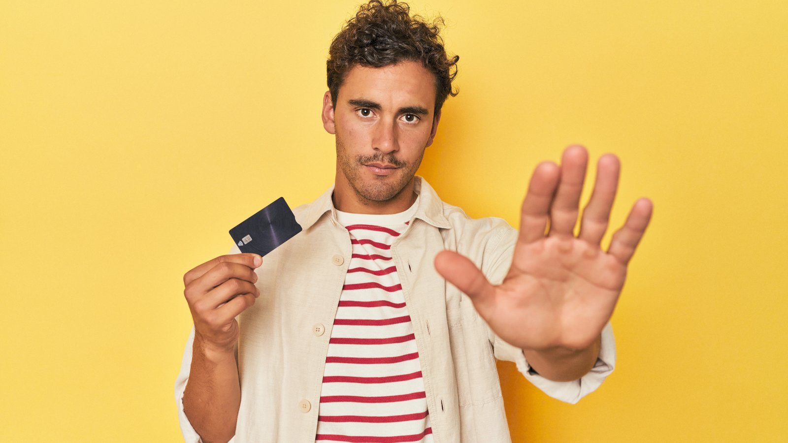 How to Use Credit Cards Wisely: Mathieu’s Expert Tips for Smart Spending