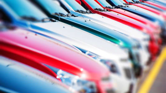 Automobiles alignes
