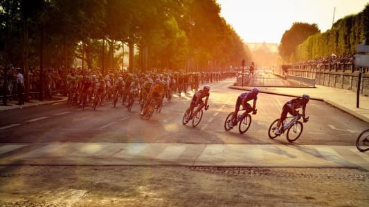 Des cyclistes