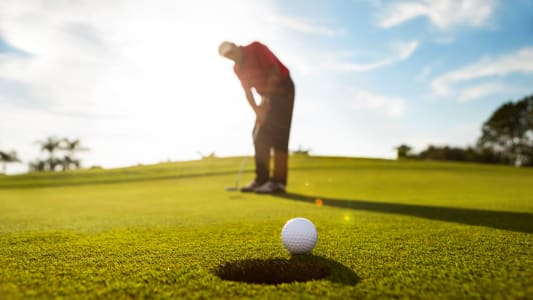 Un parcours de golf