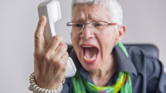Personne ge tlphone