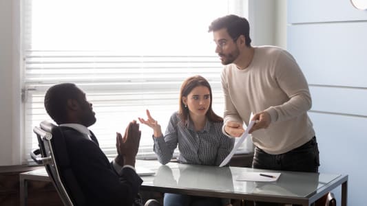Les banques vont-elles bientt se justifier sur les fermetures de compte bancaire ?